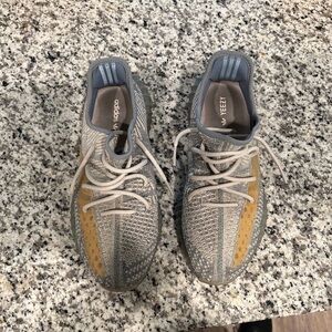 Yeezy Israfil Size 10